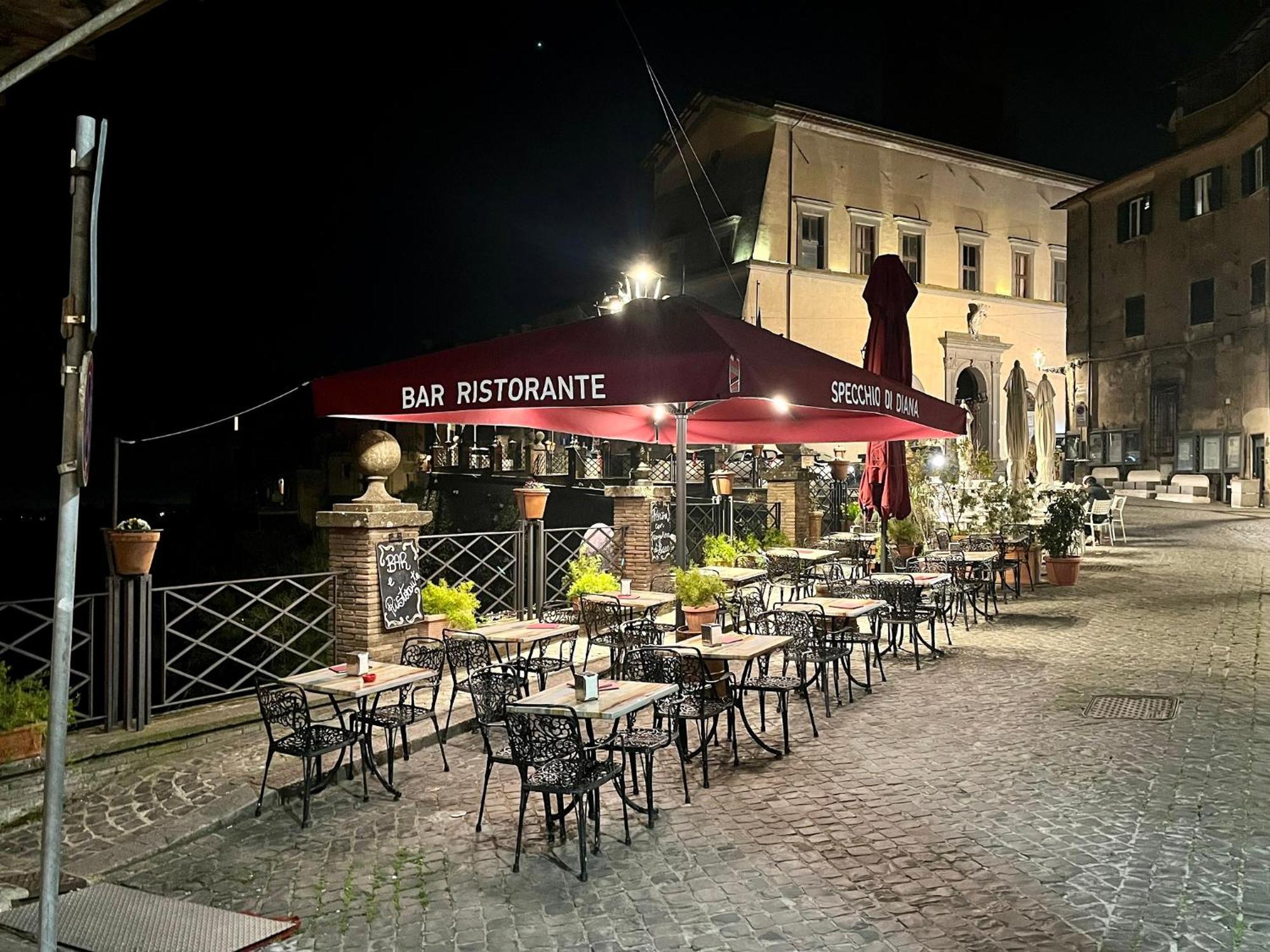 Albergo Diffuso Locanda Specchio Di Diana Nemi Exterior photo