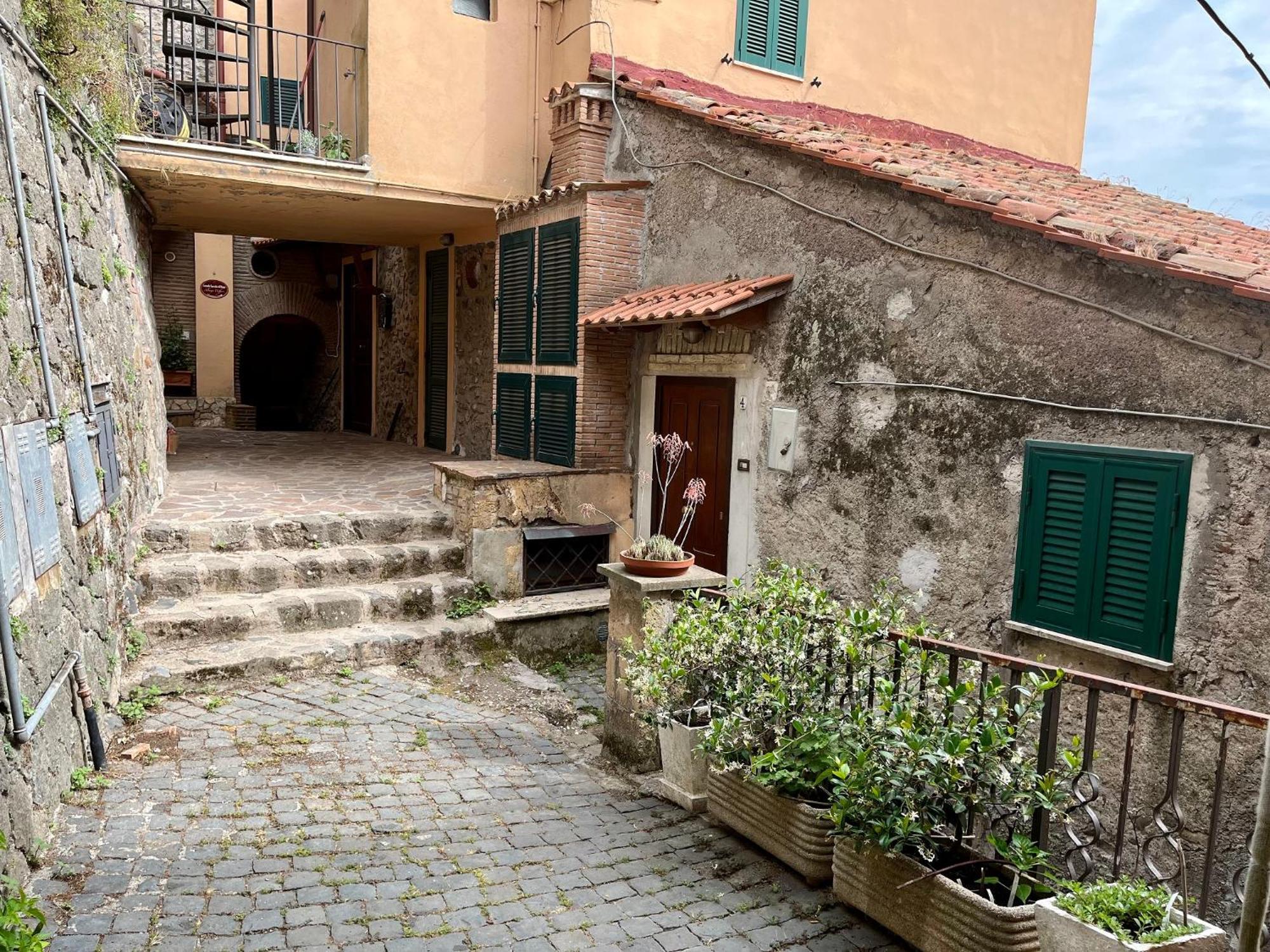 Albergo Diffuso Locanda Specchio Di Diana Nemi Exterior photo