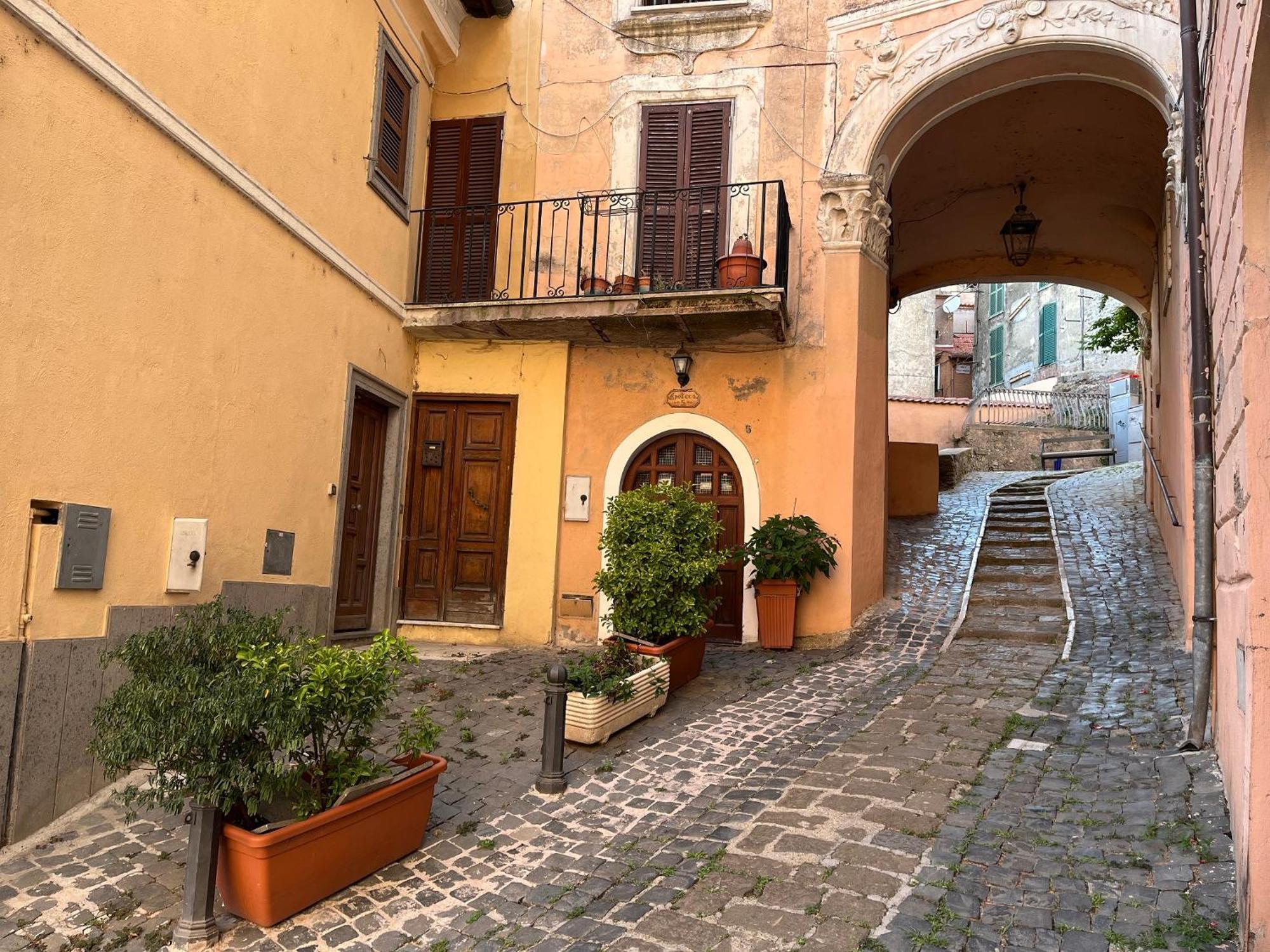 Albergo Diffuso Locanda Specchio Di Diana Nemi Exterior photo