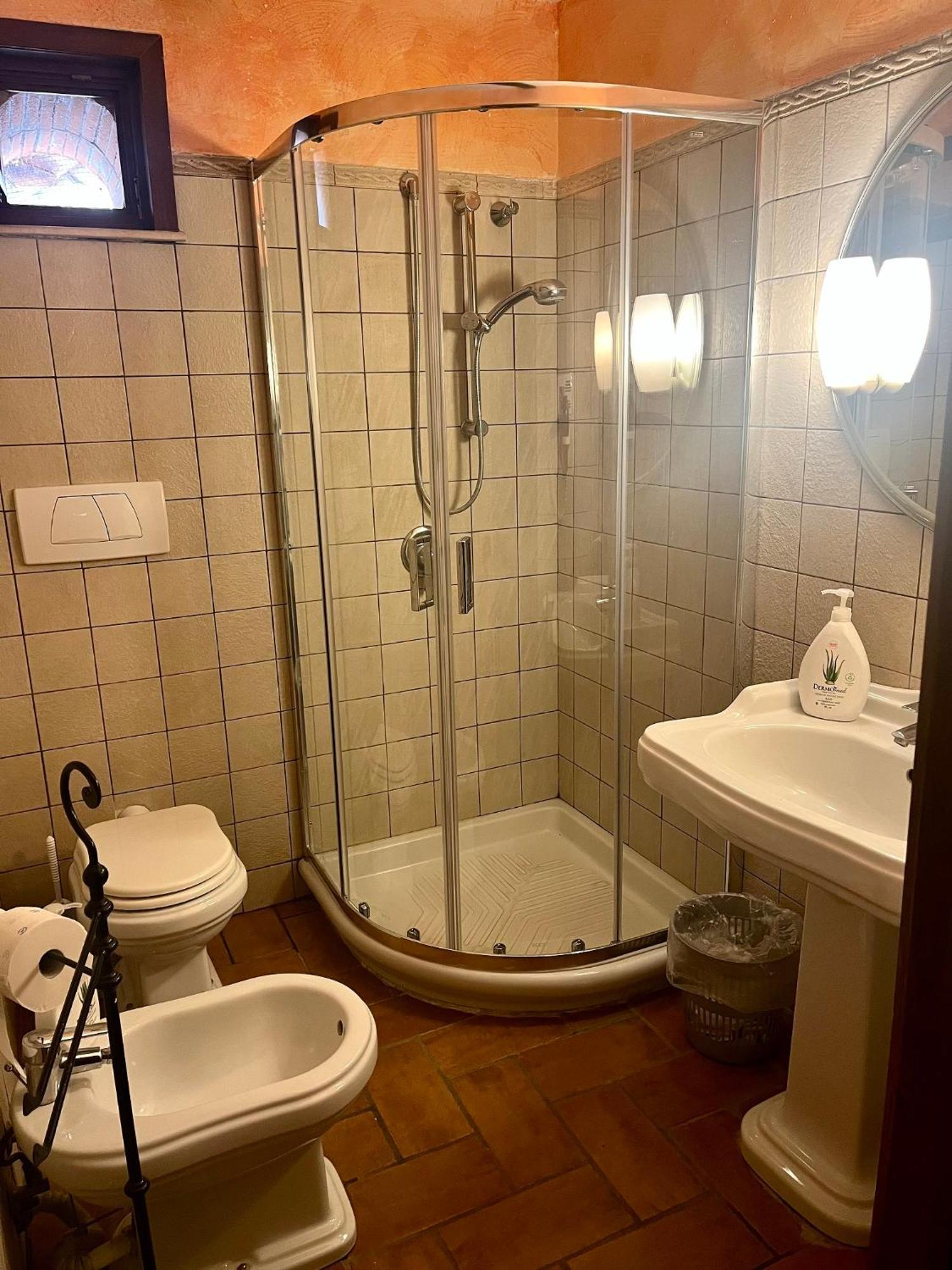 Albergo Diffuso Locanda Specchio Di Diana Nemi Room photo